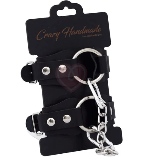 Кожаные наручники с кольцом Crazy Hand Made чёрные фото 2
