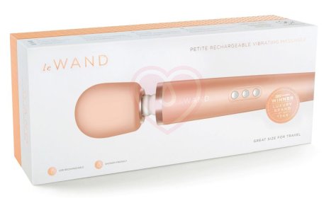 Массажёр Le Wand Petite Rechargeable розовое золото фото 4