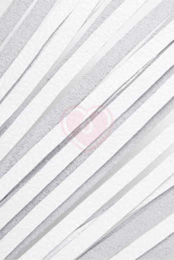 Плетка из натуральной кожи Pecado BDSM 50 см белая фото 5