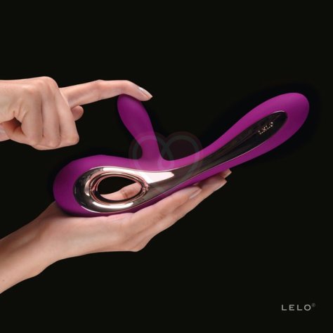 Вибратор с клиторальным стимулятором LELO Soraya лиловый фото 5