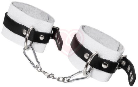 Мягкие оковы на ноги с люверсами Pecado BDSM белые с черным фото 3