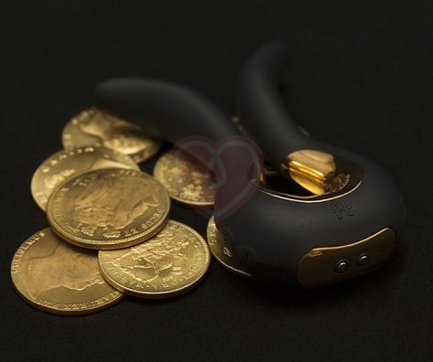 Вибратор с золотым покрытием Gvibe Mini Gold чёрный фото 3