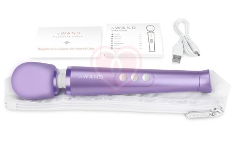 Массажёр Le Wand Petite Rechargeable сиреневый фото 3