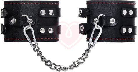 Оковы на ноги с двумя ремнями и красной строчкой Pecado BDSM черные фото 2