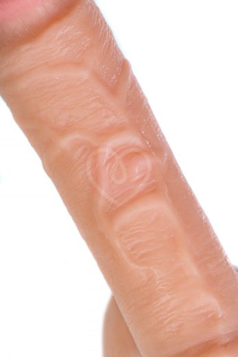 Реалистичный фаллоимитатор на присоске и с мошонкой RealStick Nude Lorn телесный фото 3