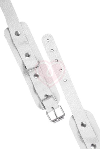 Мини-оковы на ноги со скругленными углами Pecado BDSM белые фото 5