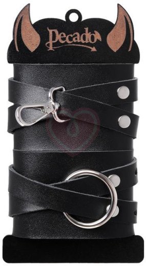 Наручники с короткой сцепкой-карабином Pecado BDSM черные фото 6