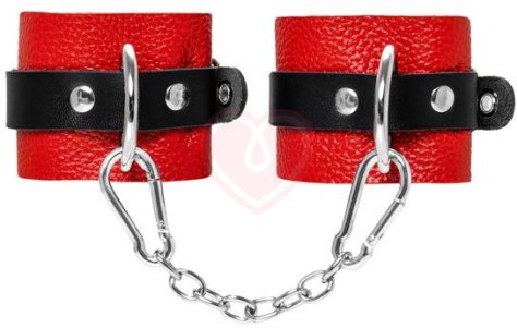 Мягкие наручники с люверсами Pecado BDSM красные с черным фото 1