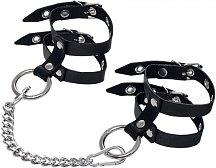 Оковы на ноги из двух ремешков с кольцом Pecado BDSM черные